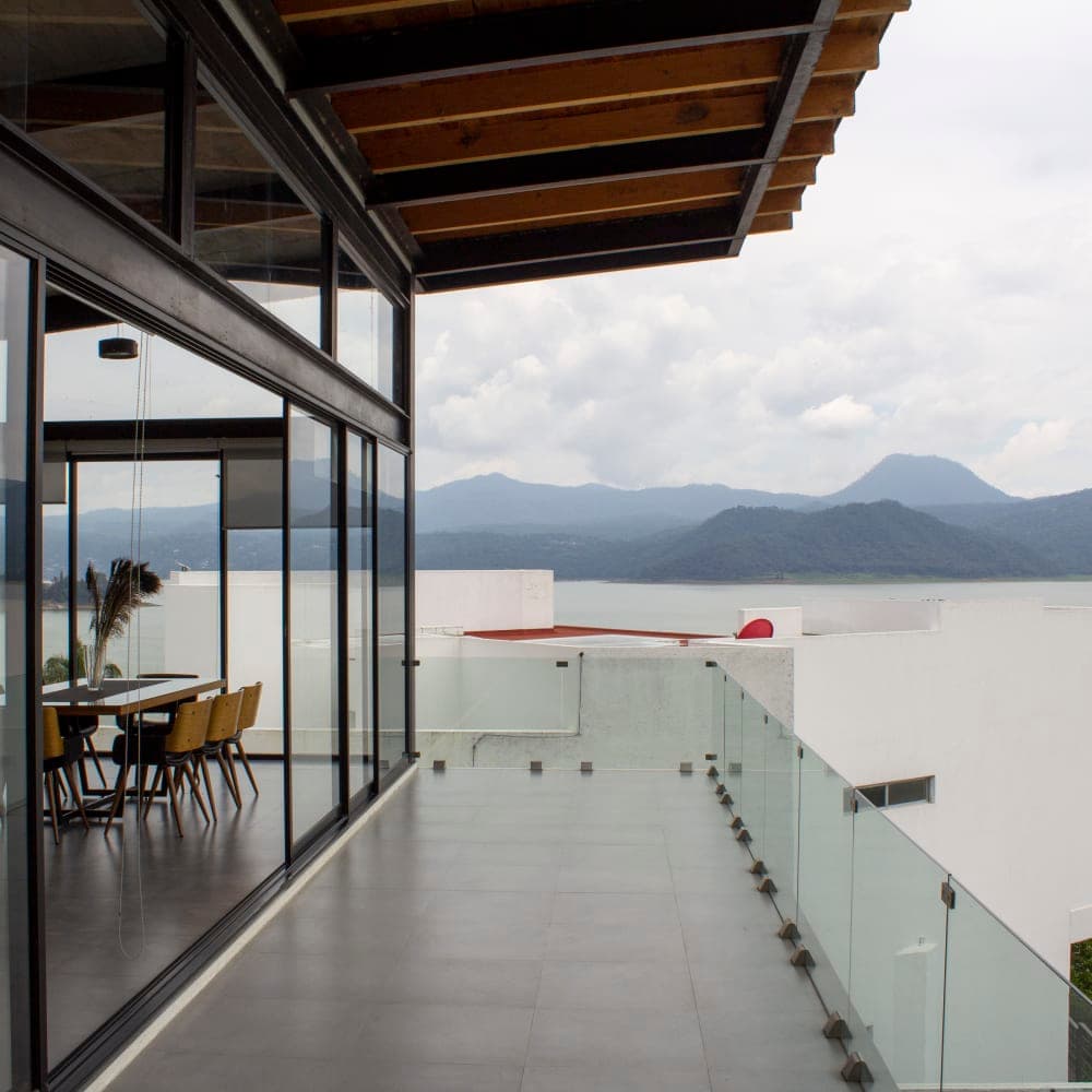 BALCON DEL LAGO